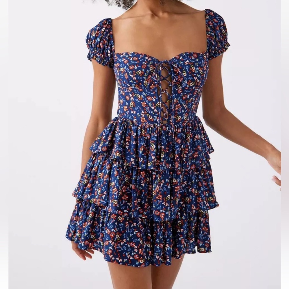 Bardot Sonny Lace-Up Floral Mini Dress L (US 8)